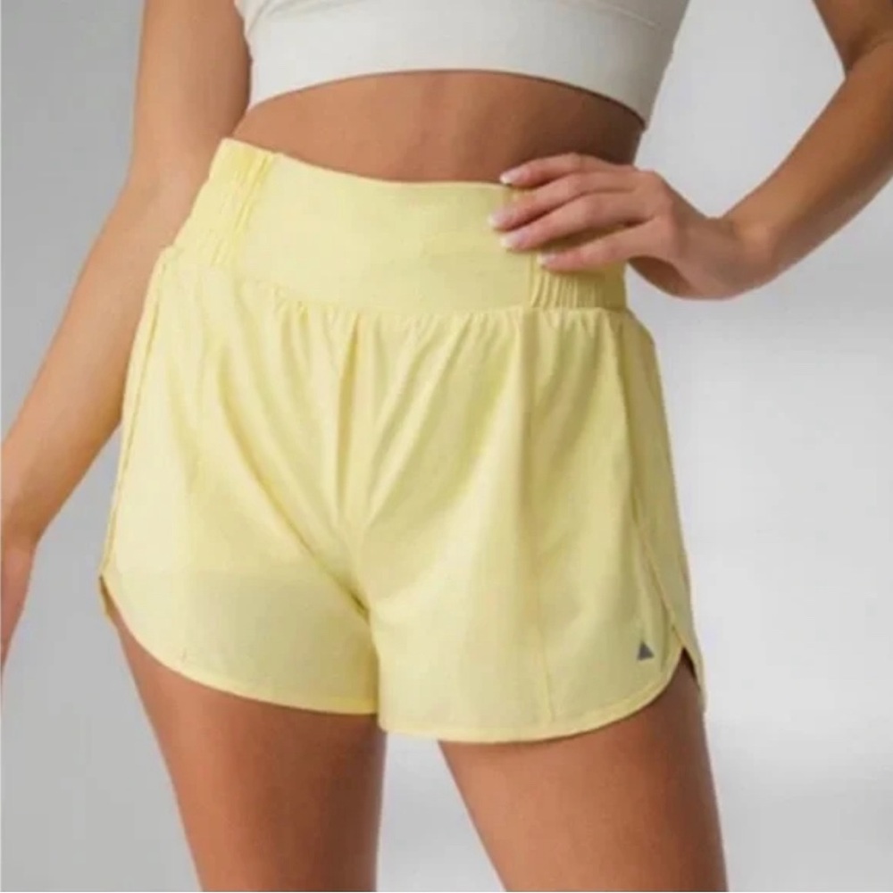 Balance Athletica (Vitality) The Breeze Short- Ray, Medium